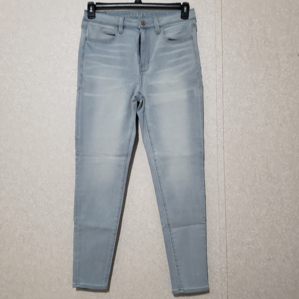 American eagle....Women's light blue super high rise jegging....size:8